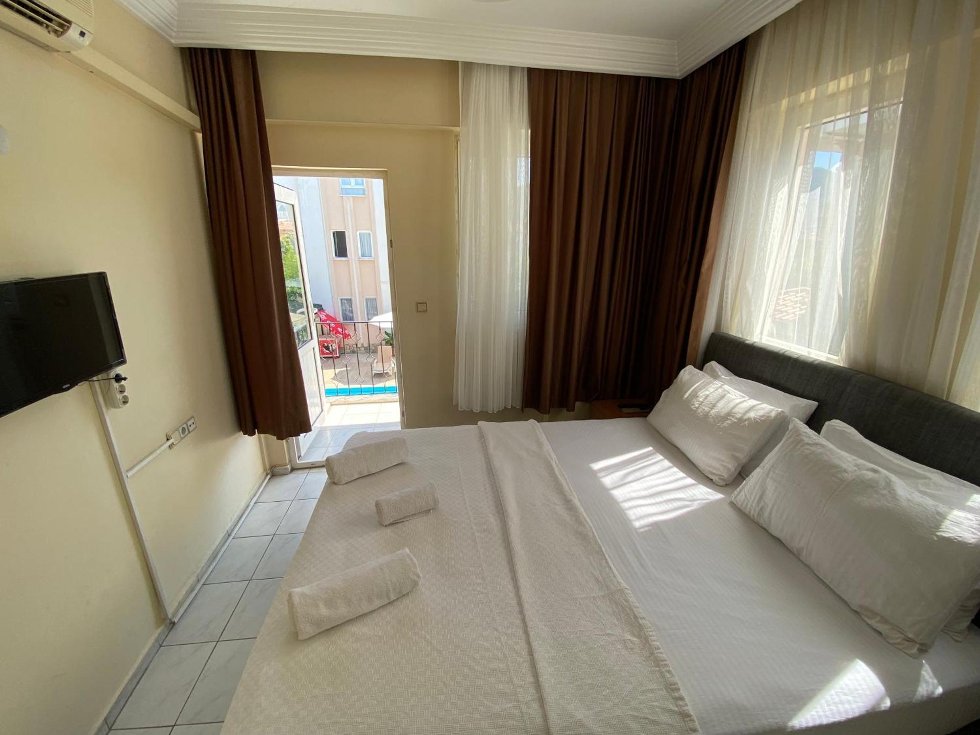 Cam Hotel Fethiye Zewnętrze zdjęcie
