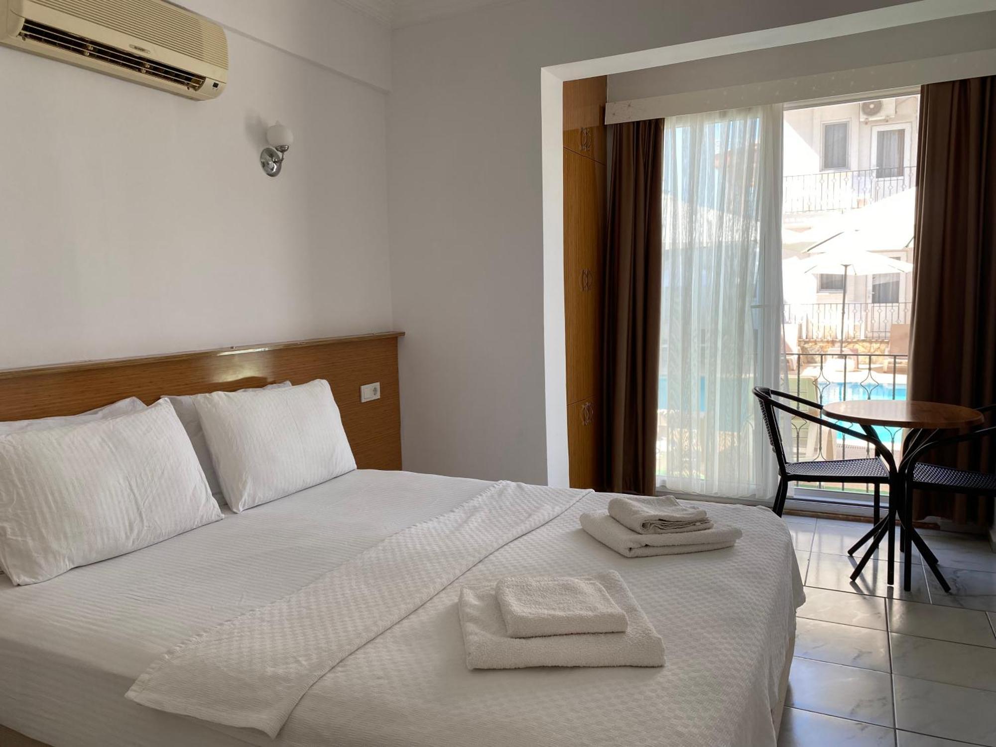 Cam Hotel Fethiye Zewnętrze zdjęcie