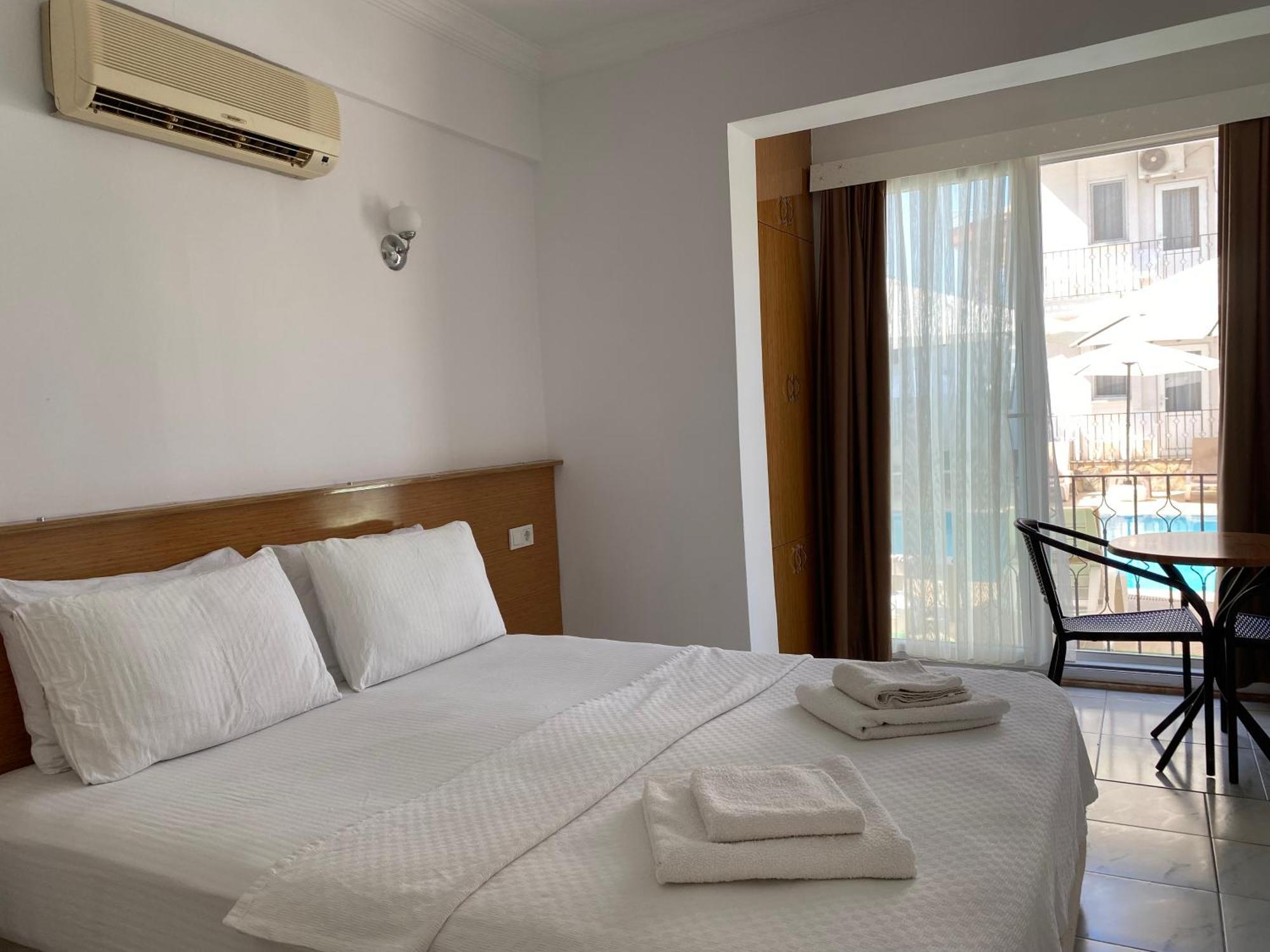 Cam Hotel Fethiye Zewnętrze zdjęcie